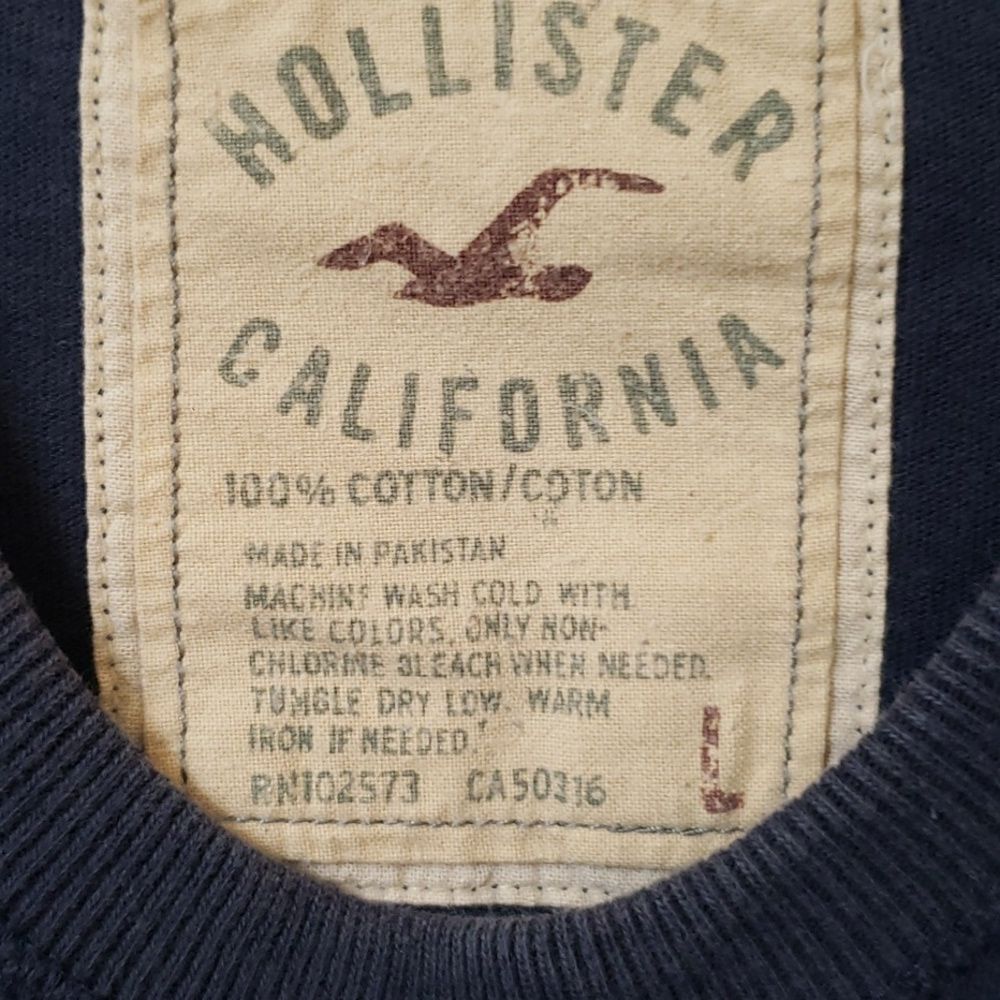 Hollister Dark Blue Surf Graphic T-Shirt Men’s L Spellout Distressed Y2K Vtg - Picture 2 of 5